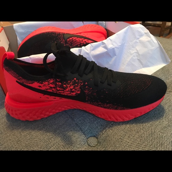 nike epic react flyknit size 4